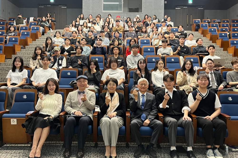 HUFS특강 특별운영위원회, 윤덕민 석좌교수 초청 ‘2025 HUFS 특강’ 개최 대표이미지